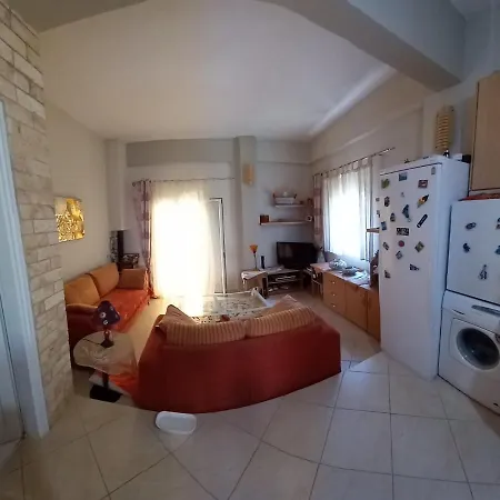 Spacious 2-bedroom Vacation With Sea View Holiday home Pefkochori