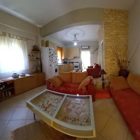 Spacious 2-bedroom Vacation With Sea View Holiday home *