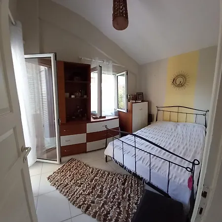 Spacious 2-bedroom Vacation With Sea View *